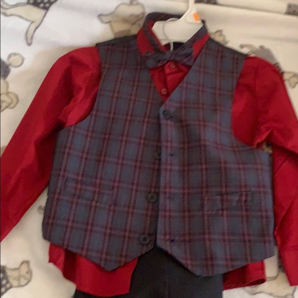 4 pcs boys formal suit.